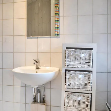 Nice In With Kitchen בית נופש